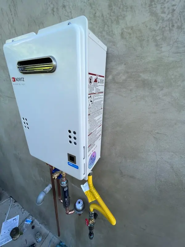 Tankless water heater installation for Hawthorne Park homes